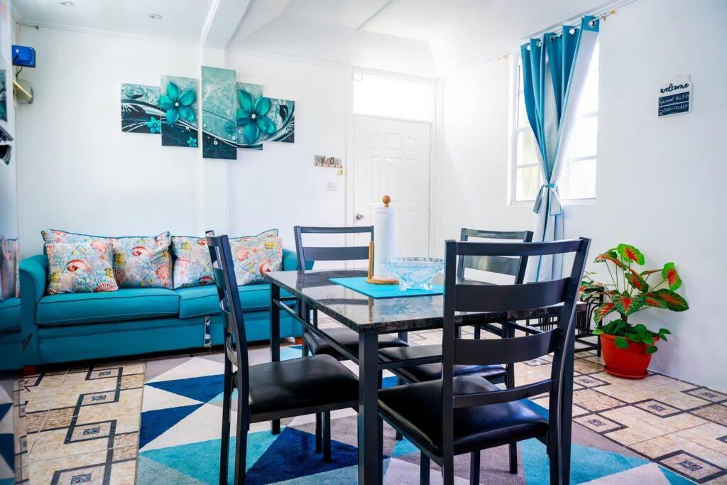 Rainbow Heights Apartment, Soufriere Ngoại thất bức ảnh